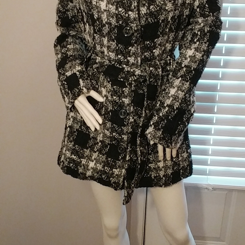 New Women OuterwearCoat/Jacket with Belt by ME JANE Size L - Picture 11 of 12